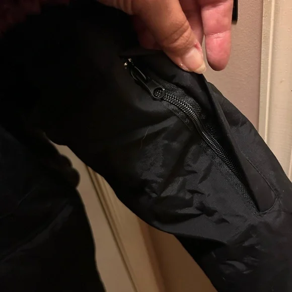 Vintage Men’s Karl Kani Gold Black Winter Coat Sz Med - Picture 5 of 10